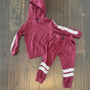 Andy and Evan Toddler Boys Cozy Maroon Hoodie and pant set with white design!